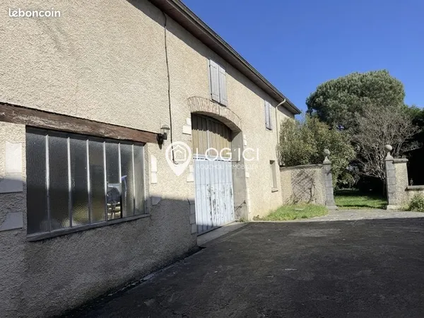 Grange 3 pièces 150 m²