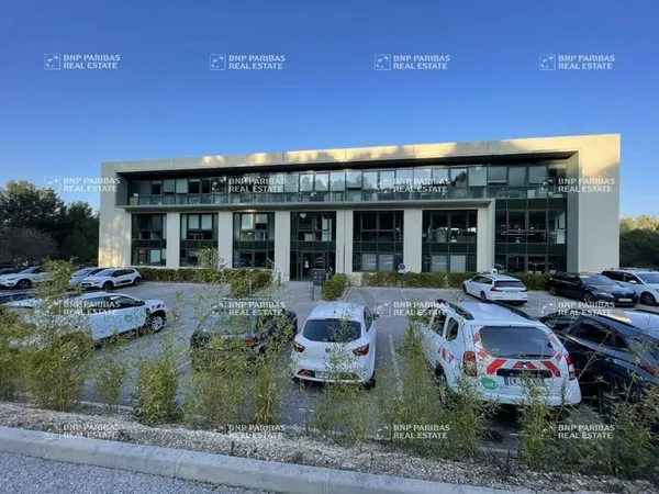 Bureaux 580 m²