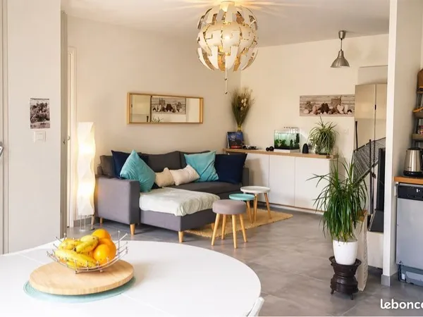 Appartement T2 à louer 15 min centre Aix-en-Provence
