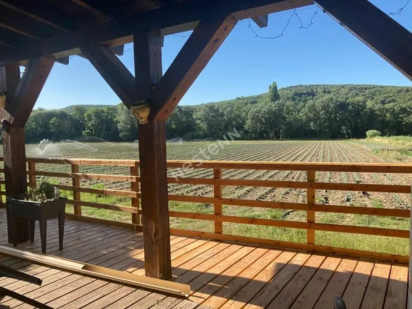 A LOUER - Maison meublé - garage et terrasse
