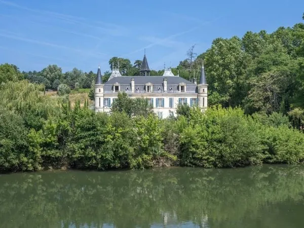 Bien d’exception Vente Guîtres 15p 818m² 1820000€