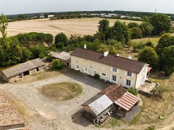 Maison 9 pièces 185 m²