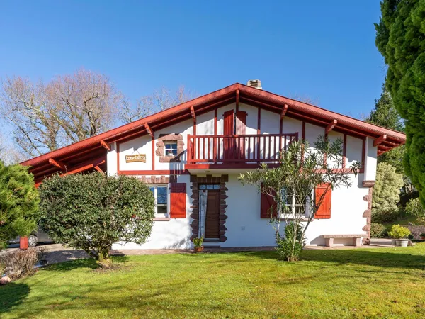 Maison 6 pièces 140 m²