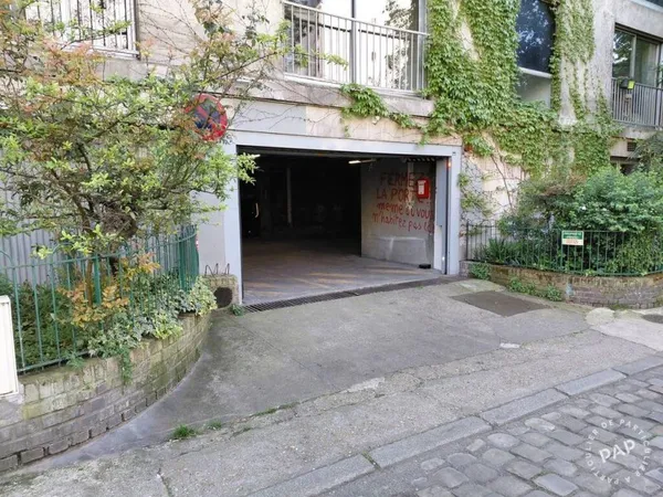 Parking/Garage/Box