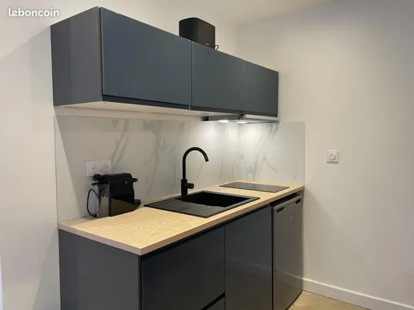 Studio 1 pièce 29 m²