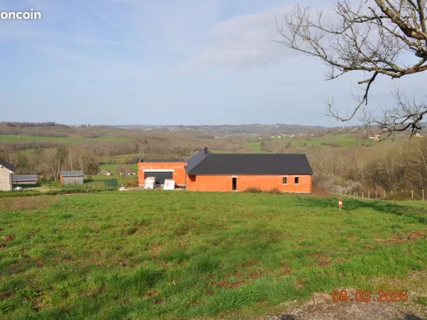 Terrain 1102 m²