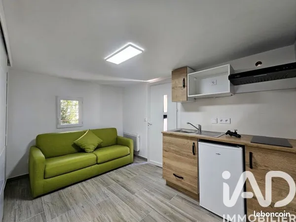 Studio 1 pièce 13 m²