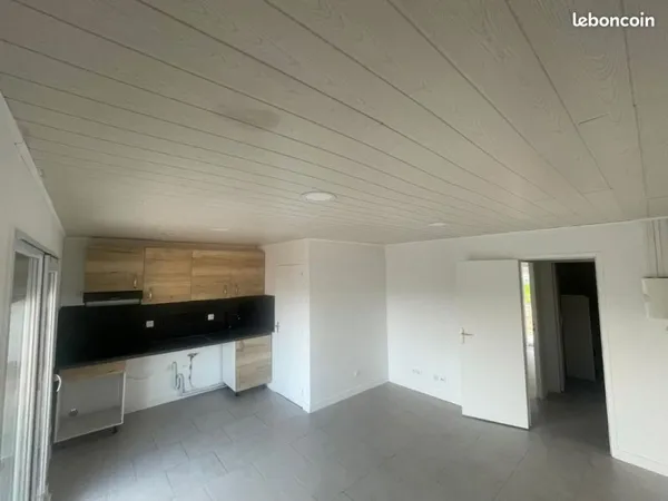 Grand F2 avec 2 balcons