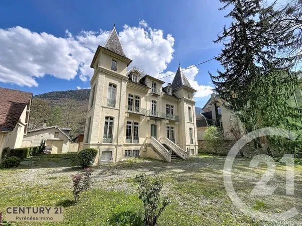 Maison 23 pièces 750 m²