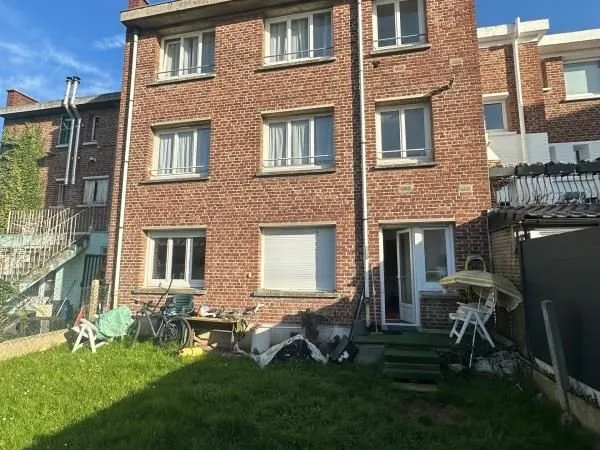 Immeuble de rapport 200 m²