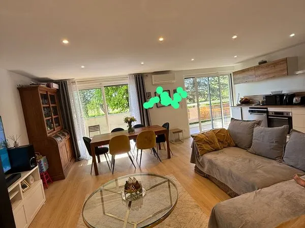 Magnifique appartement rénové en 2025 avec vue directe sur parc arboré et canal