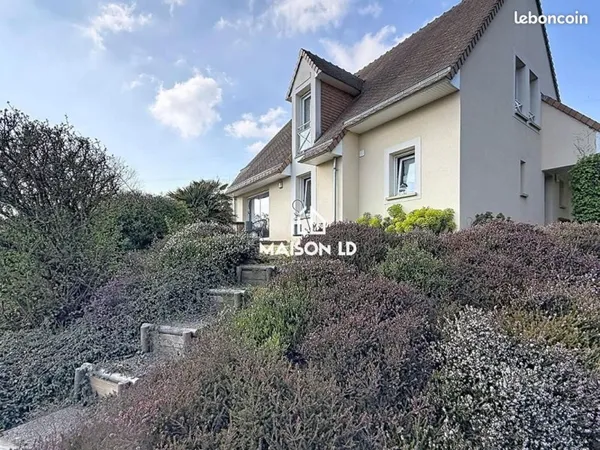 Pavillon 7 pièces 180 m²