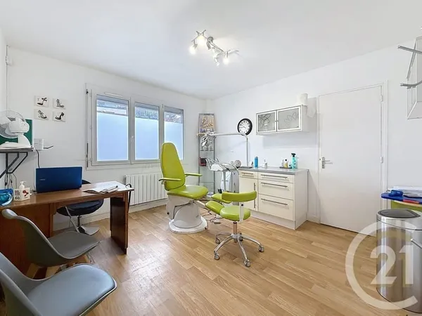 Local 3 pièces 55 m²