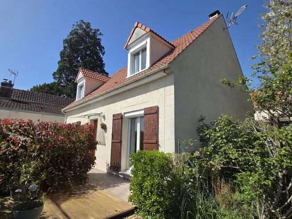Pavillon sur terrain de 500m²