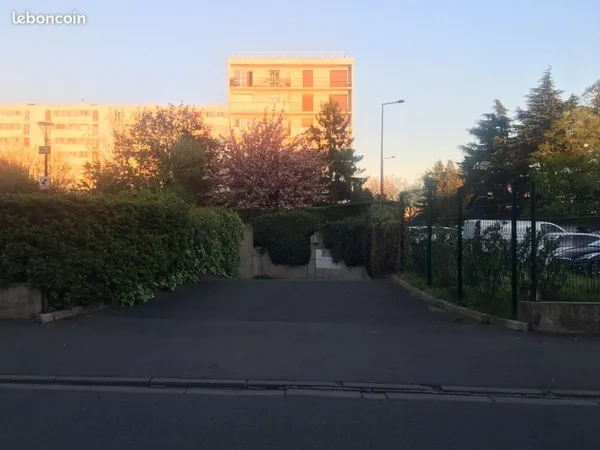 Parking sous terrain