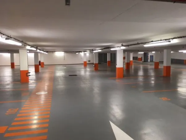 Parking 12 m²