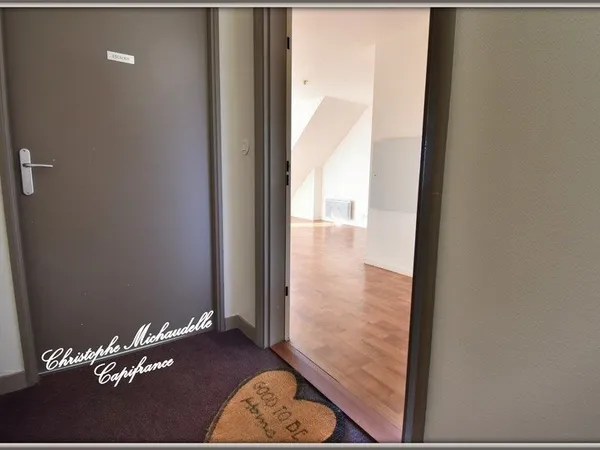 Appartement à vendre 2 pièces 36m², garage, proche du VAL D'EUROPE (77) à CHANTELOUP EN BRIE