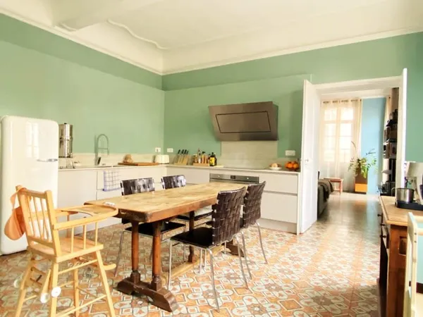 UN APPARTEMENT 4 PIÈCES DE CARACTERE, 150M2 AU CENTRE DE PERPIGNAN