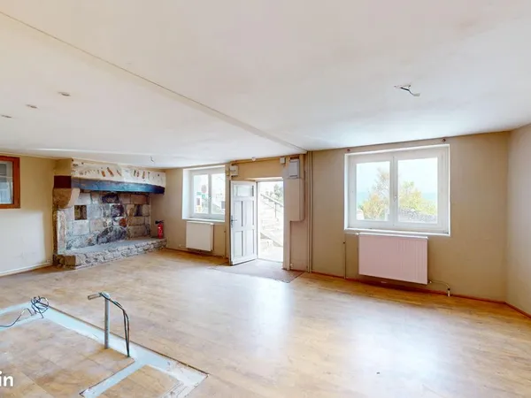 Chambles _ Vente au plus offrant sous pli cacheté _ Appartement