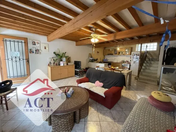 EXCLUSIVITÉ -Maison de village T4 proche de toutes commodités