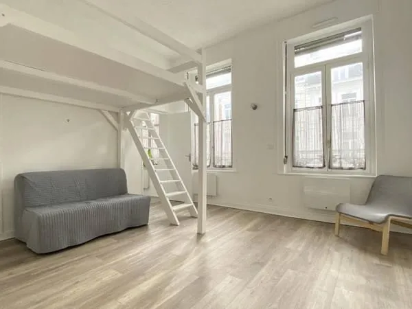 Studio 1 pièce 27 m²