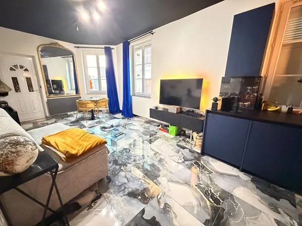 Studio 1 pièce 25 m²