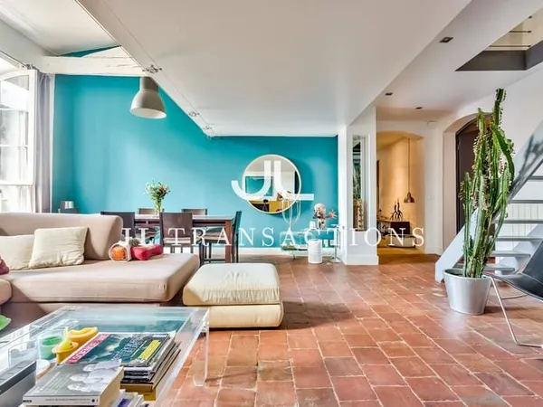 Appartement en duplex de 178 m2 - Bordeaux Centre Historique