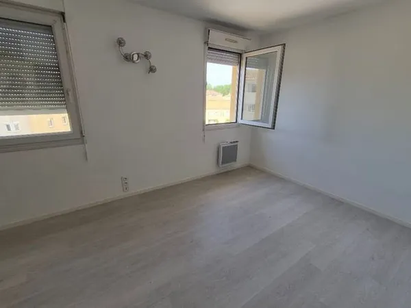 Studio 1 pièce 20 m²