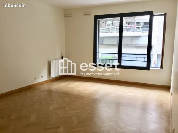 Appartement 2 Pièces 45m² à louer 1682 - PARIS 75015
