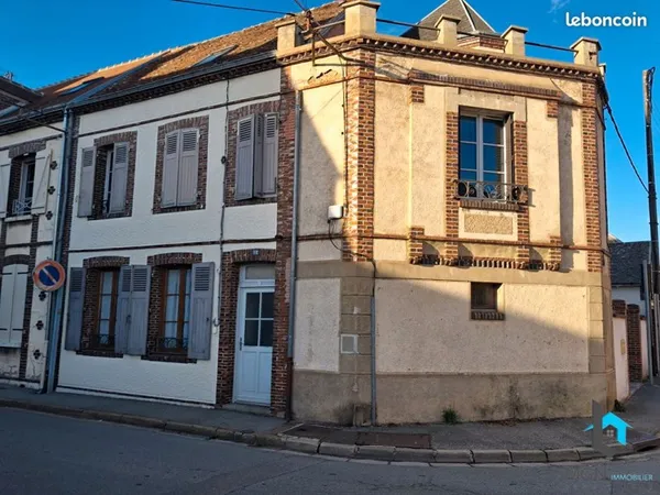 Immeuble 6 pièces 110 m²