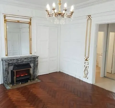 Rouen - Place de la Rougemarre - Appartement 35 m² - Charme & Emplacement recherché
