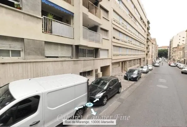 Parking 13 m²
