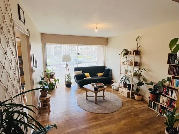 Pontarlier - T2 bis de 54m² - avec grand extérieur