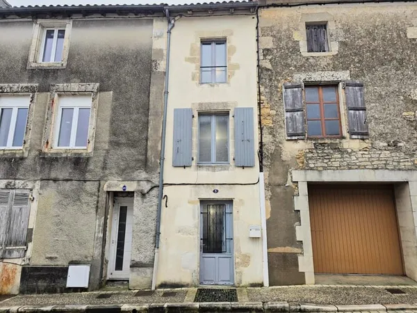 Jolie petite maison de ville à Ruffec