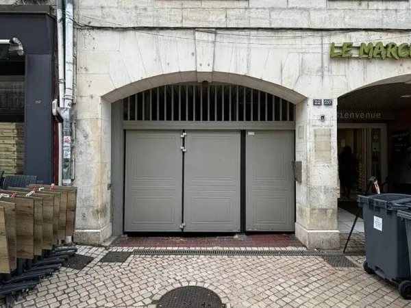 Stationnement Location Poitiers   70€