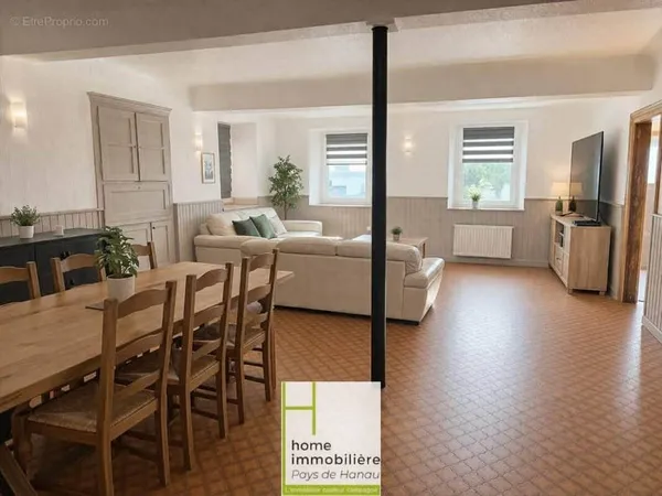 GRANDE Maison en vente ATYPIQUE à Puberg- Ideal projet semi pro-