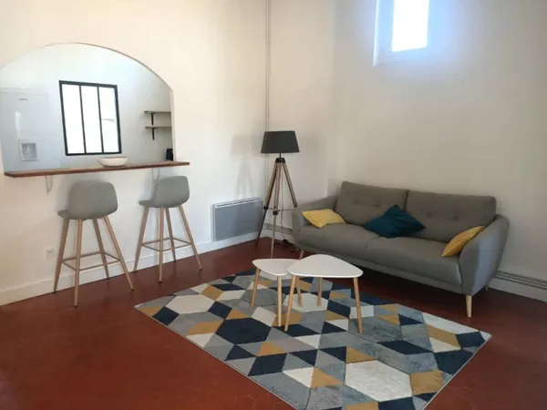 NARBONNE CENTRE - Appartement de type 2 meublé avec terrasse - 50M²