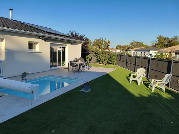 Maison neuve familiale