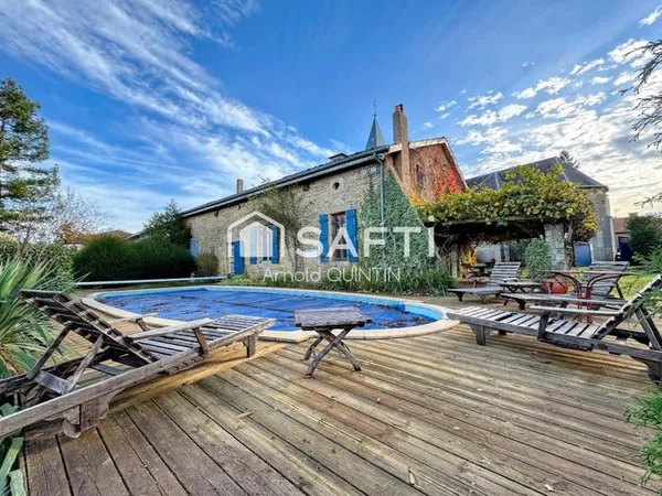 Ancien presbytère de caractère 285 m² habitable - Bien d'exception avec étang et piscine