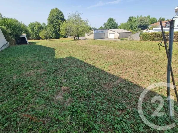 Terrain 2361 m²