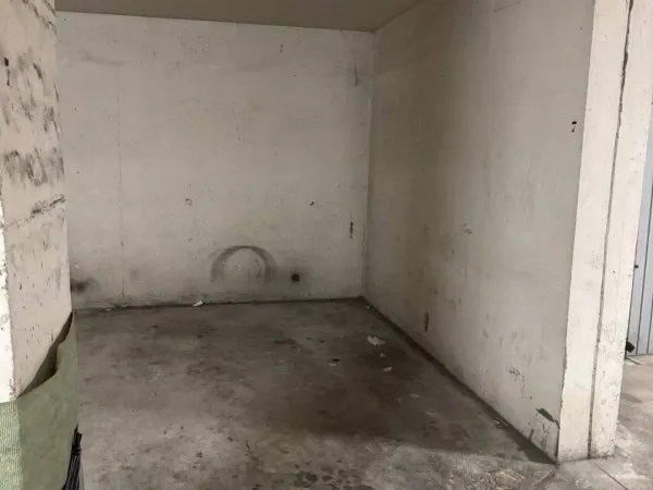 Parking 10 m²