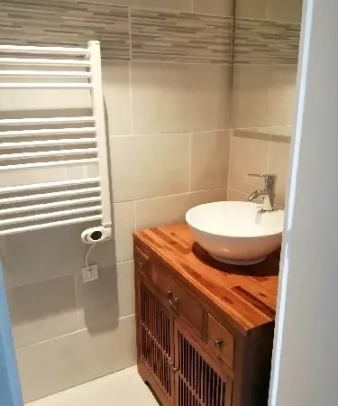 CHAMBRE MEUBLEE
