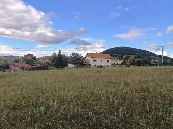 Terrain de 2300 m²
