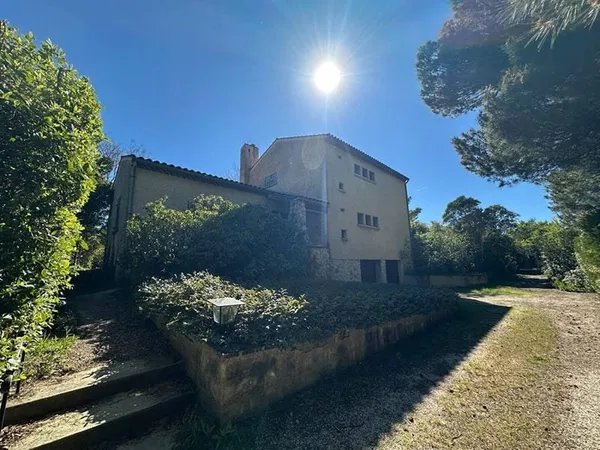 Maison 6 pièces 178 m²