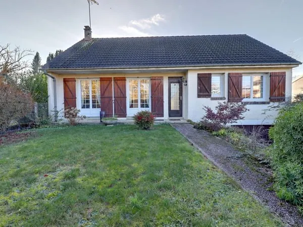 Maison 5 pièces, 4 chambres et sous sol total
