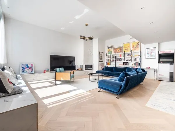 MONT-VALÉRIEN - Loft avec terrasse - 5 pièces de 190m²