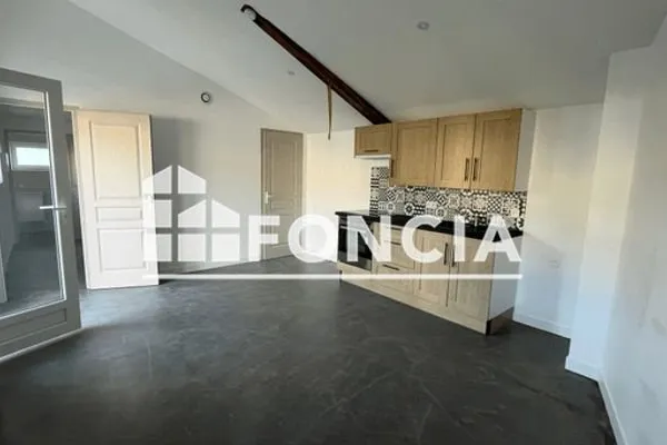 Maison Location Coulgens 2p 37m² 480€