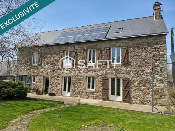 Maison en pierre avec dépendances, hangar et terrain de 6 800 m² - Axe Ernée / Mayenne