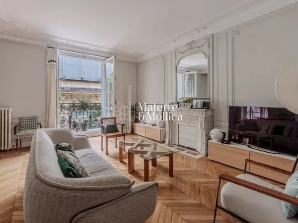 Appartement 6 pièces 160 m²