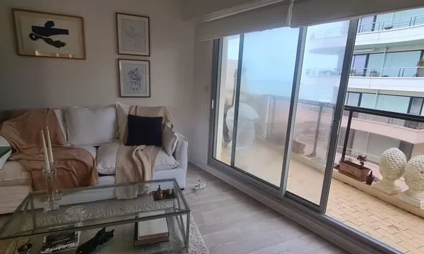 LA BAULE, AGRÉABLE STUDIO CABINE AVEC VUE MER LATÉRALE
